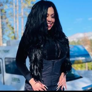 Meet your Posher, Marisella